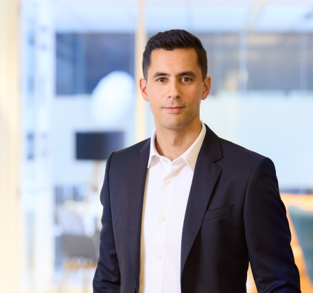 NLO Associate Partner, Trademark and Design Attorney Peter Simonis 